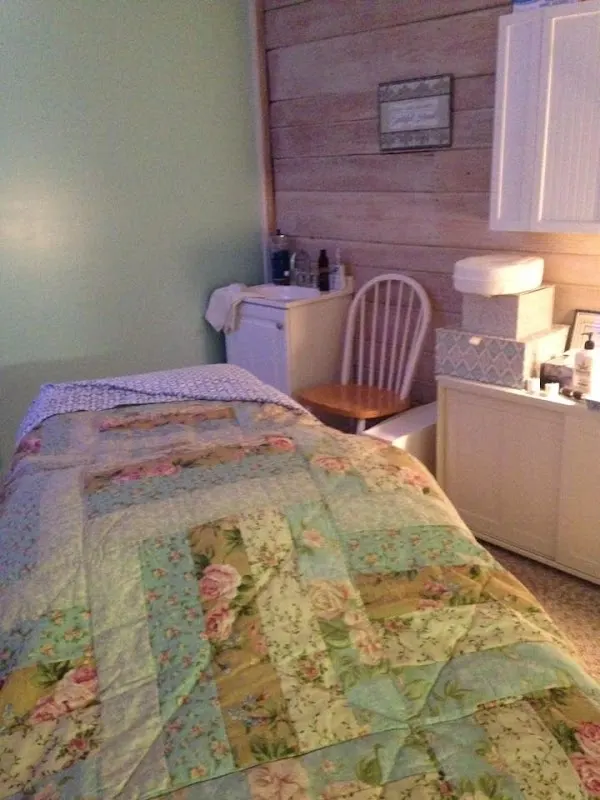 Fox Place Salon and Spa — Day spa in Gatlinburg